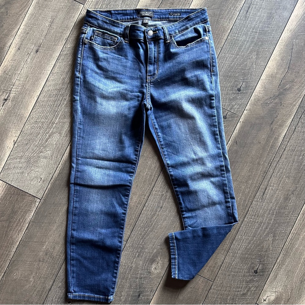 Judy Blue Relaxed Fit Jeans